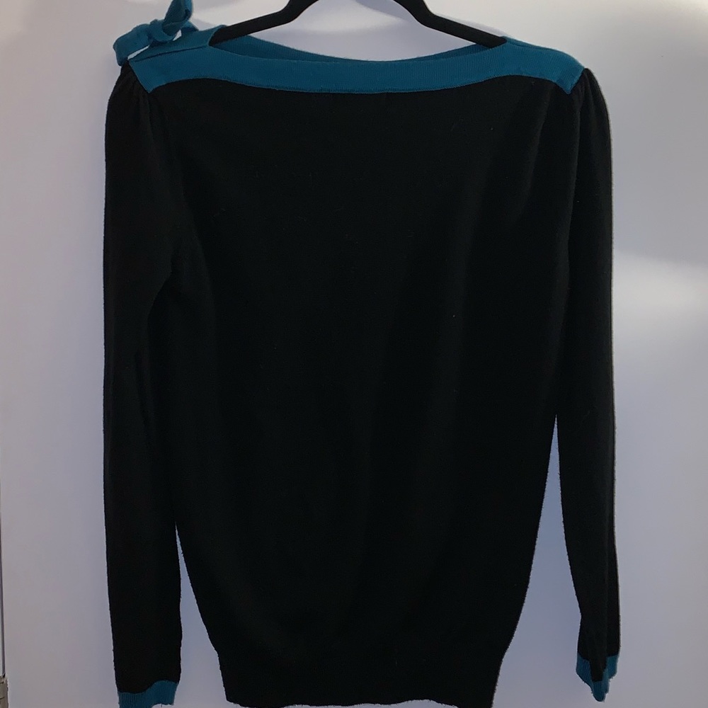 Black teal sweater